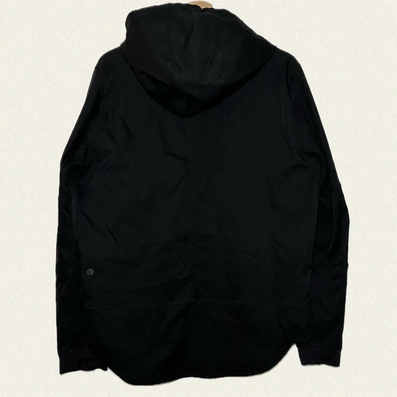 lululemon athletica Black Lightweight Shirt Jacket - Picture 11 of 11